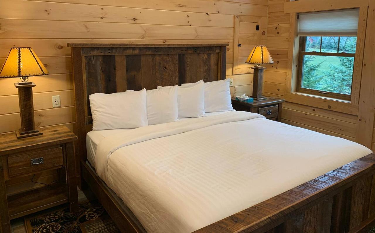 Briarwood Cabin By Amish Country Lodging Berlin Eksteriør bilde